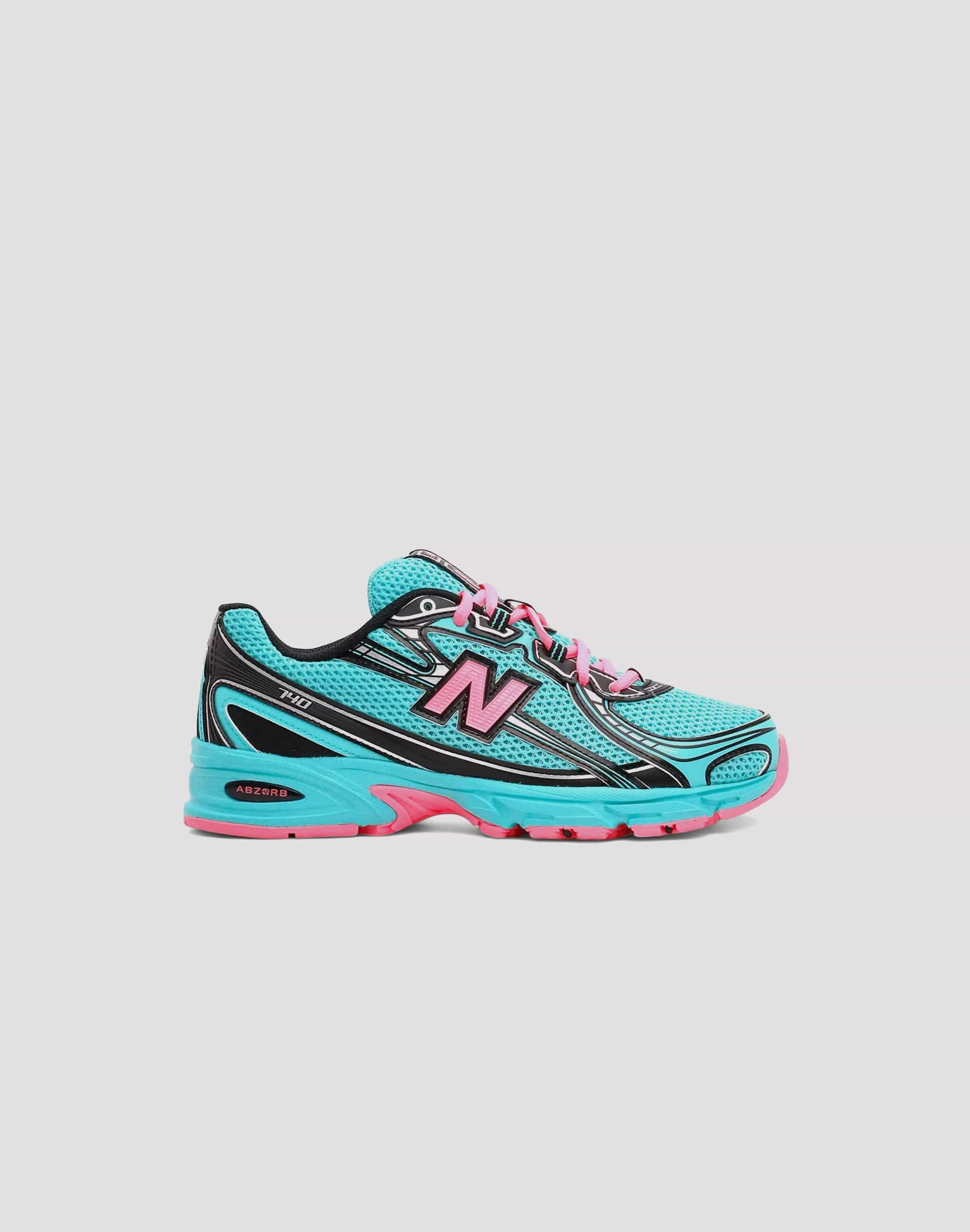 Outdoor Activity Dynamic Flex Points New Balance 740 Grade-School