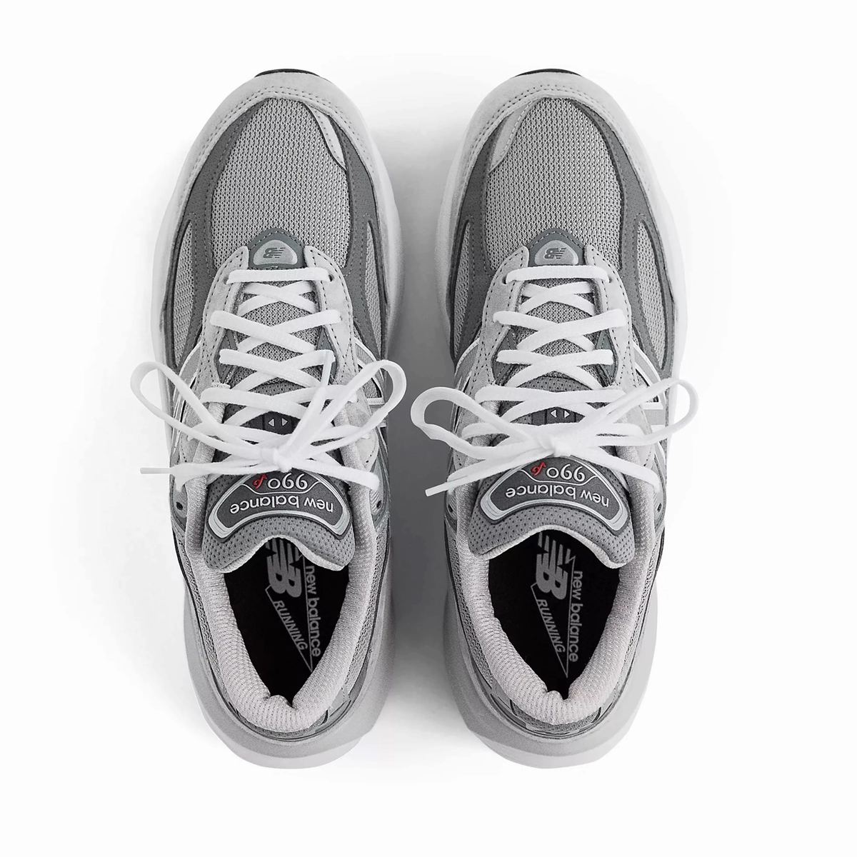 In USA 990v6 'Grey' Impact-absorbing fit version