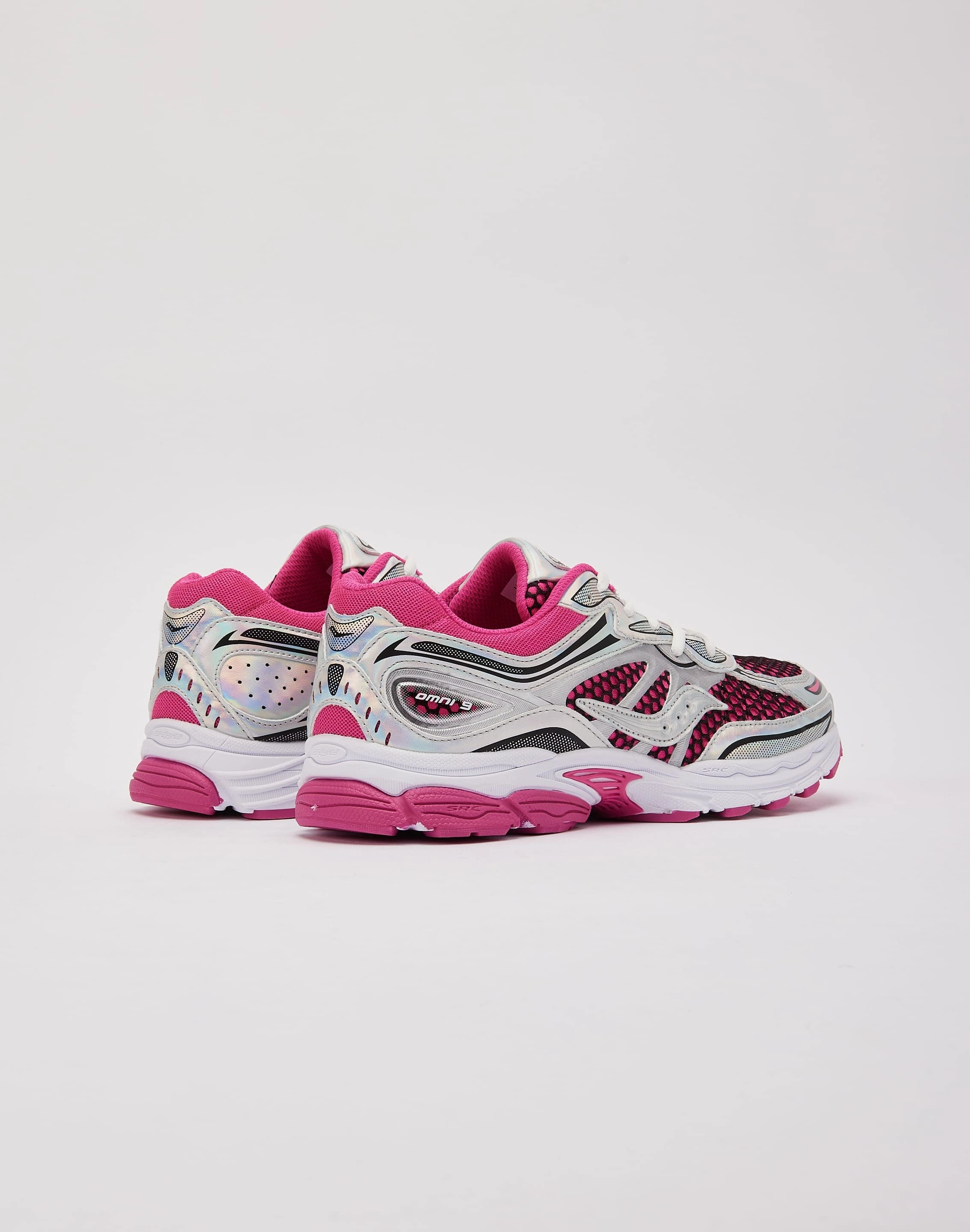 heel - cup - level volleyball players Saucony Omni 9 Grade-School