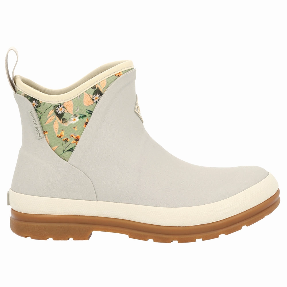 Lightweight Dynamic Flex Points Originals Ankle Round Toe Pull On Boots