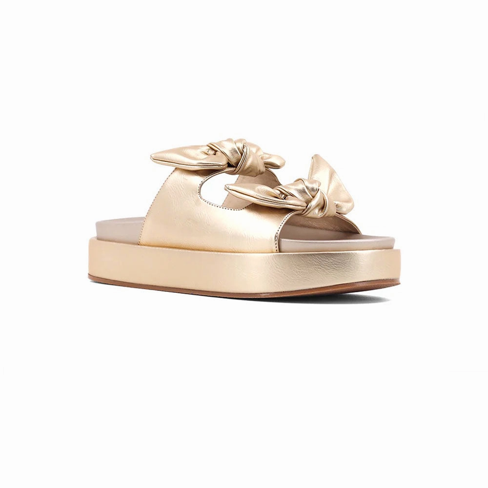 skaters' Kiki Metallic Platform Slide Sandals