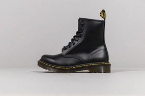 Mud Resistant Work Commute Insulated Trail Exploration Women's Dr. Martens 1460 Smooth Leather Lace Up Boots - 11821006