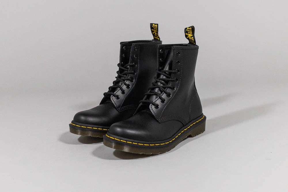 All Day Skin Hug Women's Dr. Martens 1460 Smooth Leather Lace Up Boots - 11821006