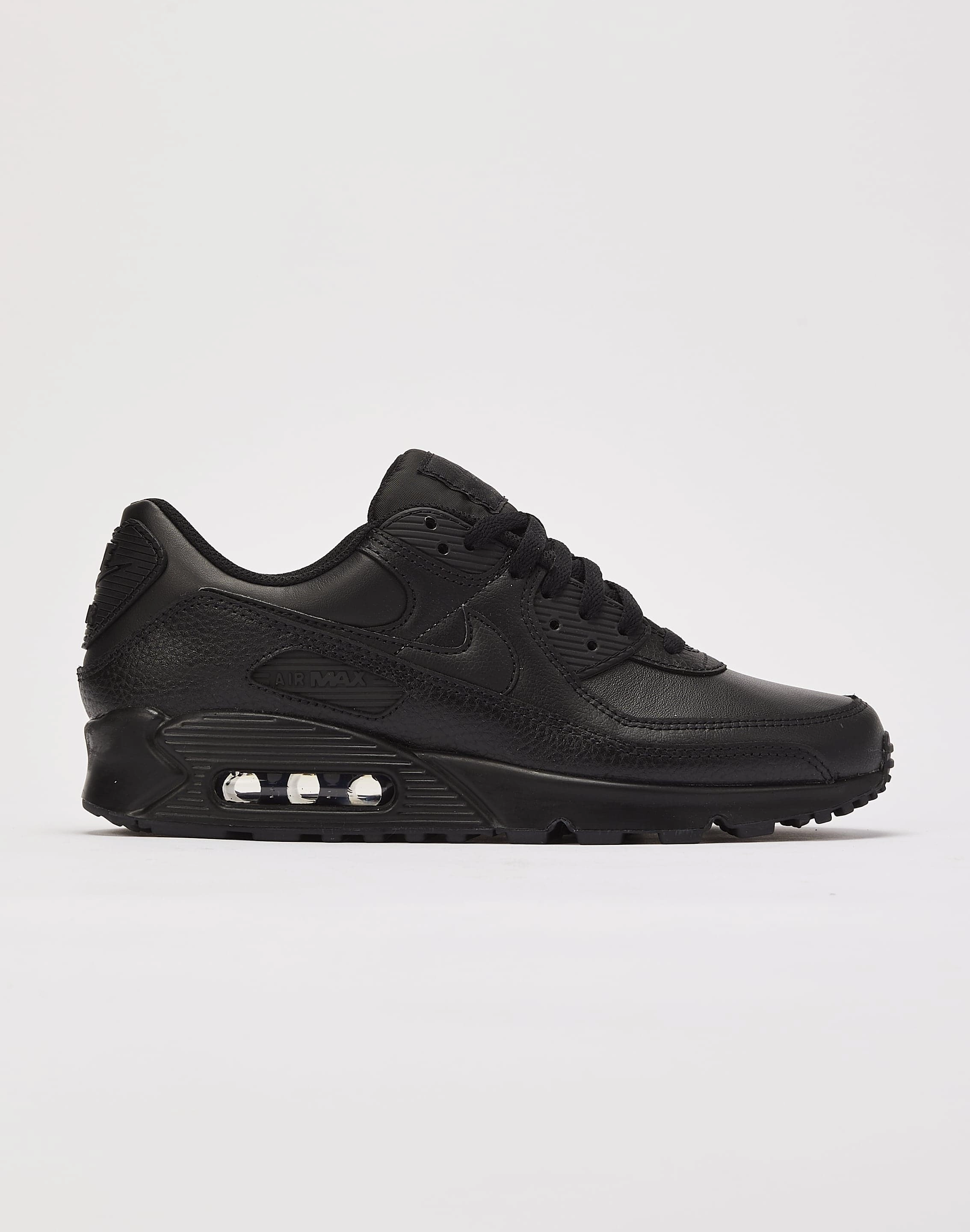Nike Air Max 90 LTR foot - friendly shoes