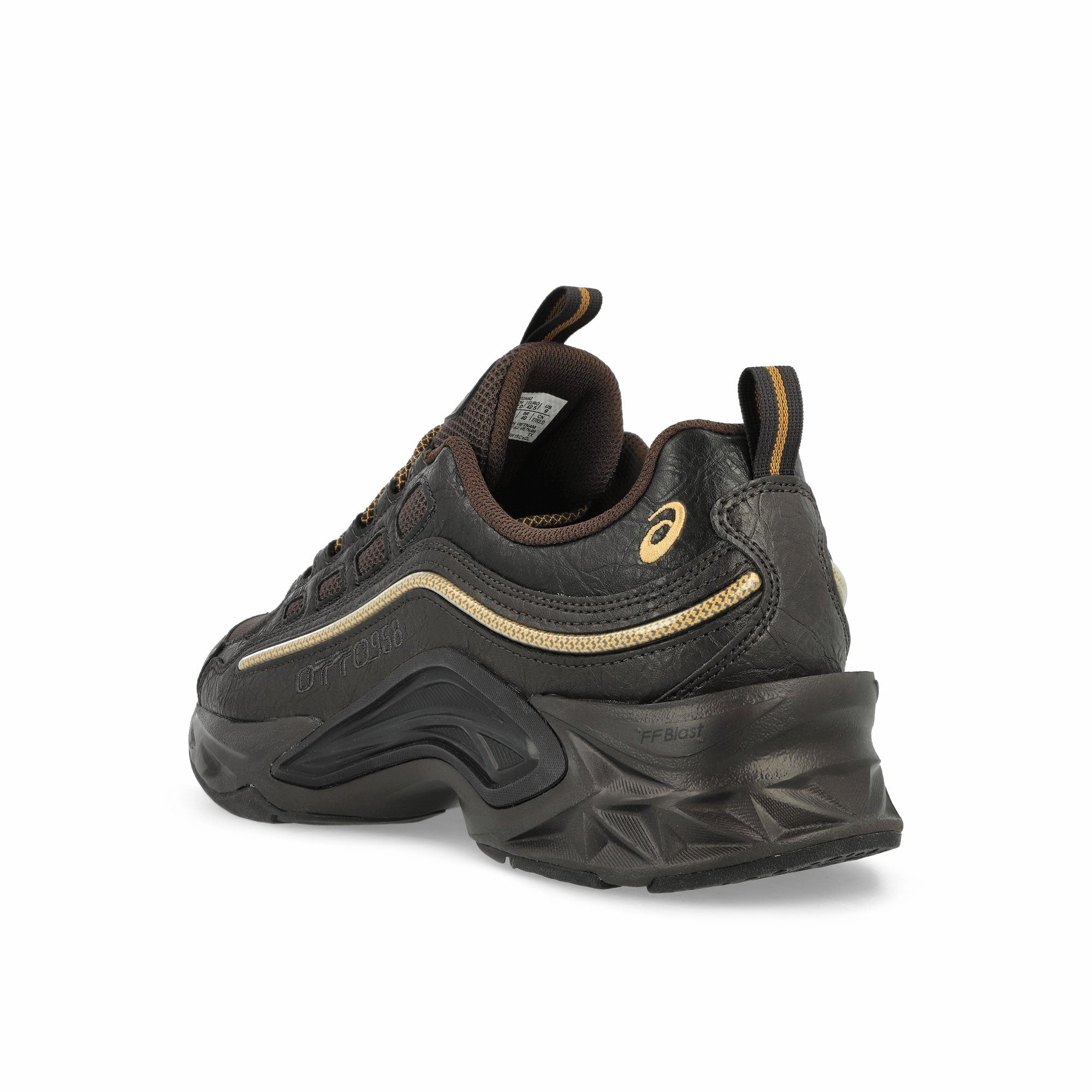 Protoblast-CMLVIII Sleek cushioning Seamless Upper Construction