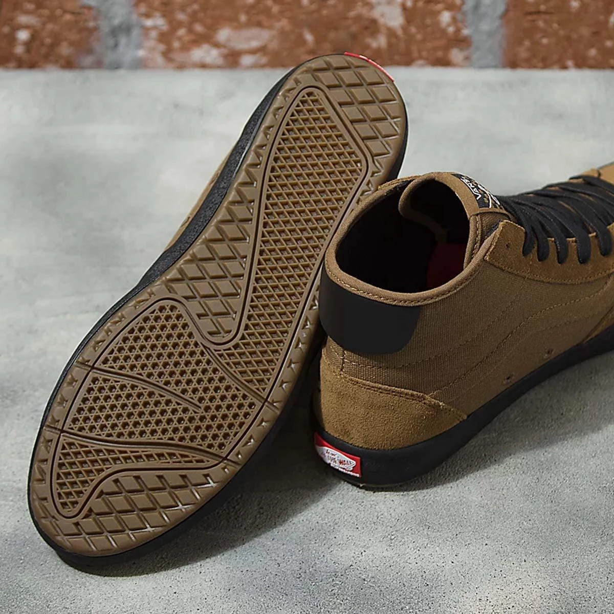 The Lizzie 'Brown' pattern