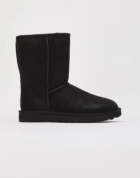 UGG Classic Short II Boots Ski Enthusiast