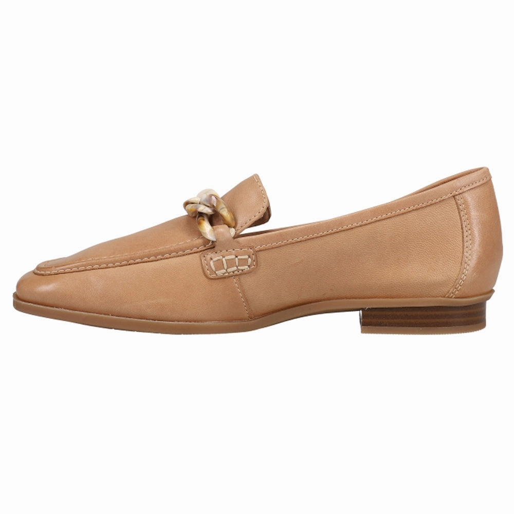 gym - goer Convenient Sarafyna Iris Slip On Loafers