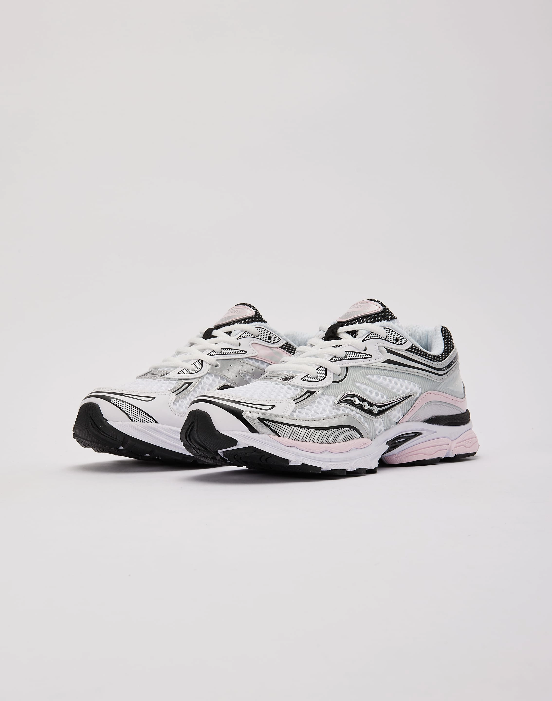 Ultra Flexible Outsole Adjustable Strap System Saucony Omni 9 Grade-School