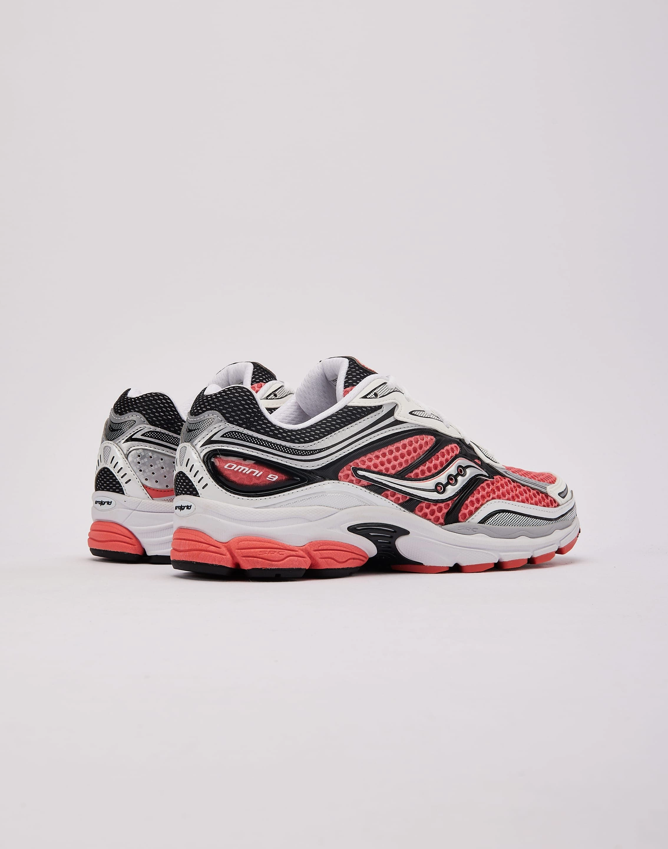 Saucony ProGrid Omni 9 Form Control Responsive Energy Return