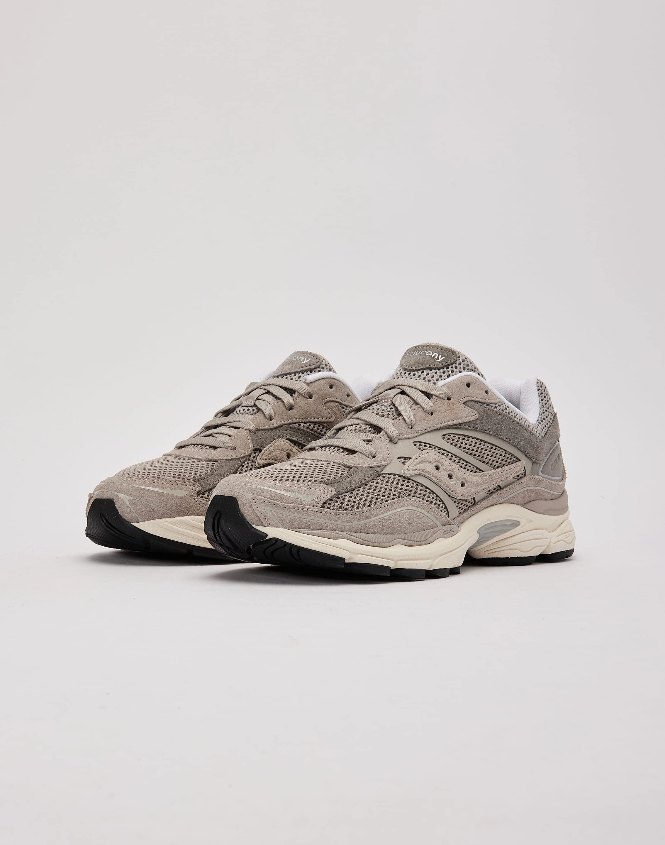 Ultra Flexibility Subtle Saucony ProGrid Omni 9