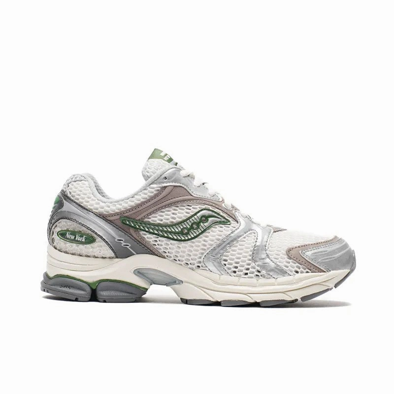 SAUCONY-PROGRID TRIUMPH 4  Unisex Compact Design