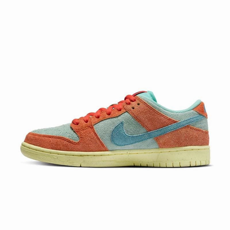 Chunky Lightweight SB Dunk Low Premium 'Orange Emerald Rise'
