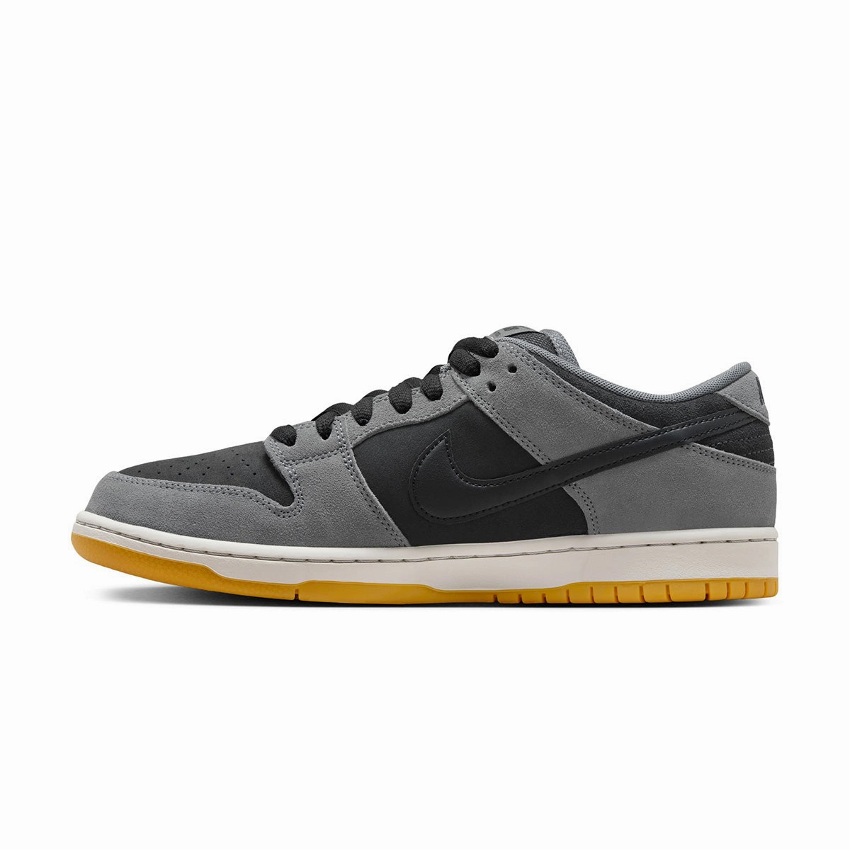 SB Dunk Low Pro 'Dark Smoke Grey' football boots shade