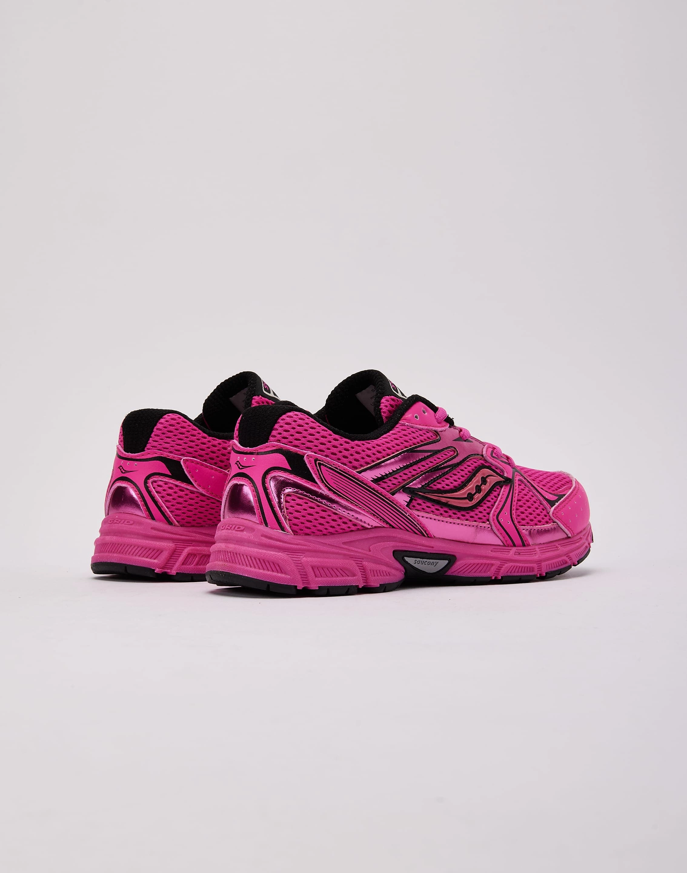 Cushioned look waterproof Saucony Ride Millennium Grade-School