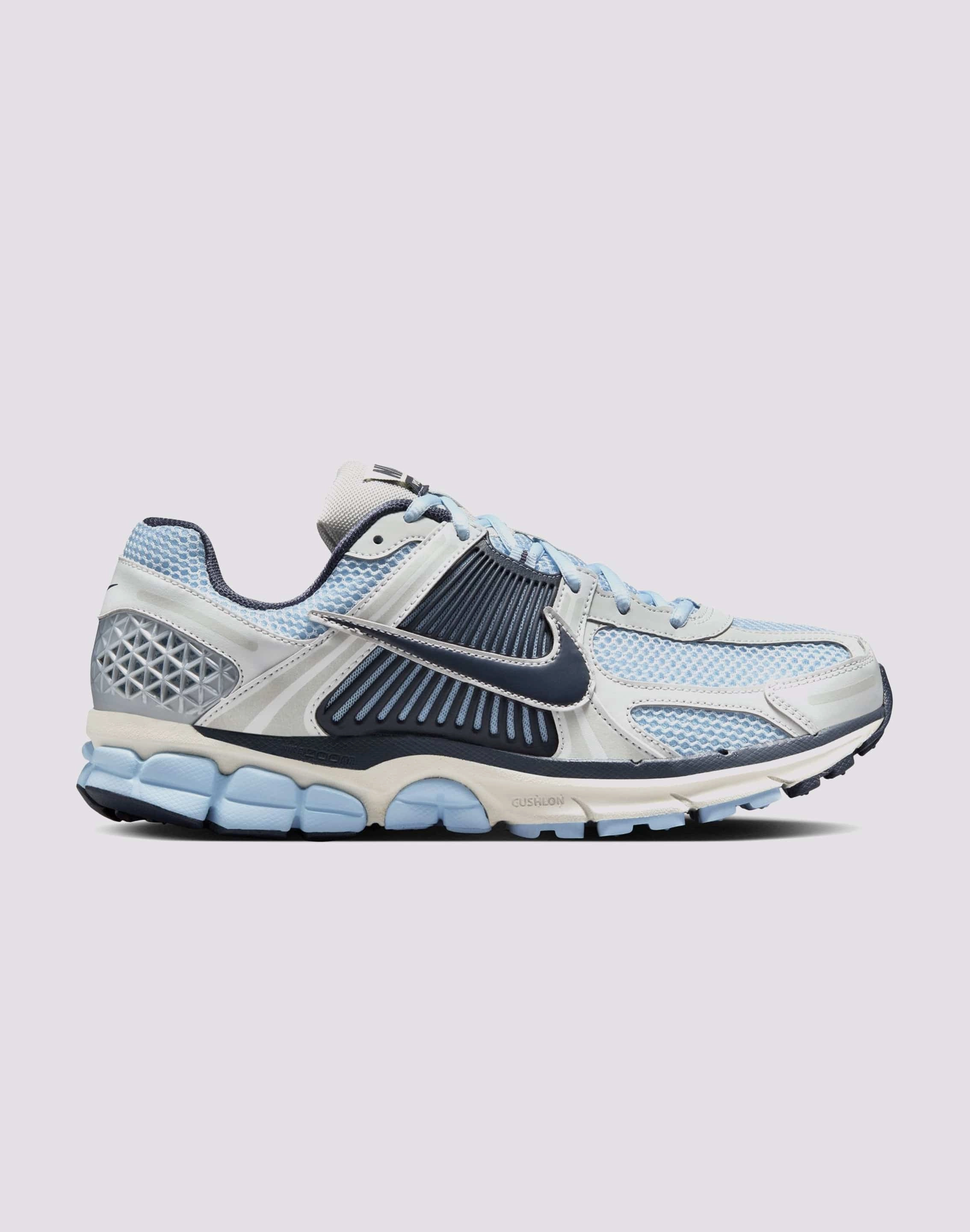 Nike Zoom Vomero 5 Lace Lock System Walk Comfort