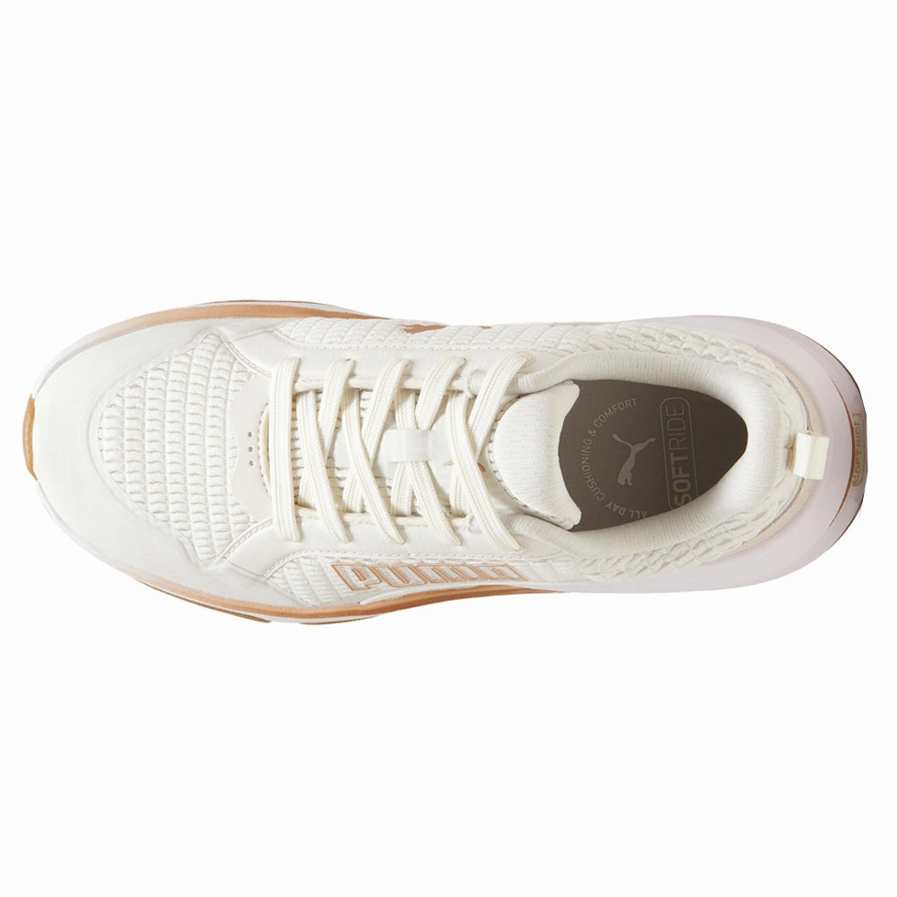 trendy teenagers sporty - style Softride Divine Running Shoes