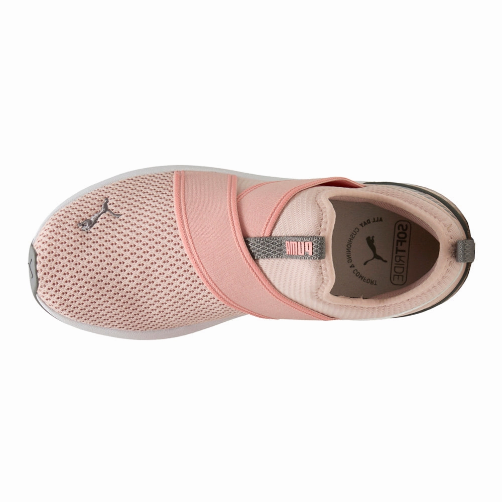 Softride Harli Slip On Sneakers High-performance piece
