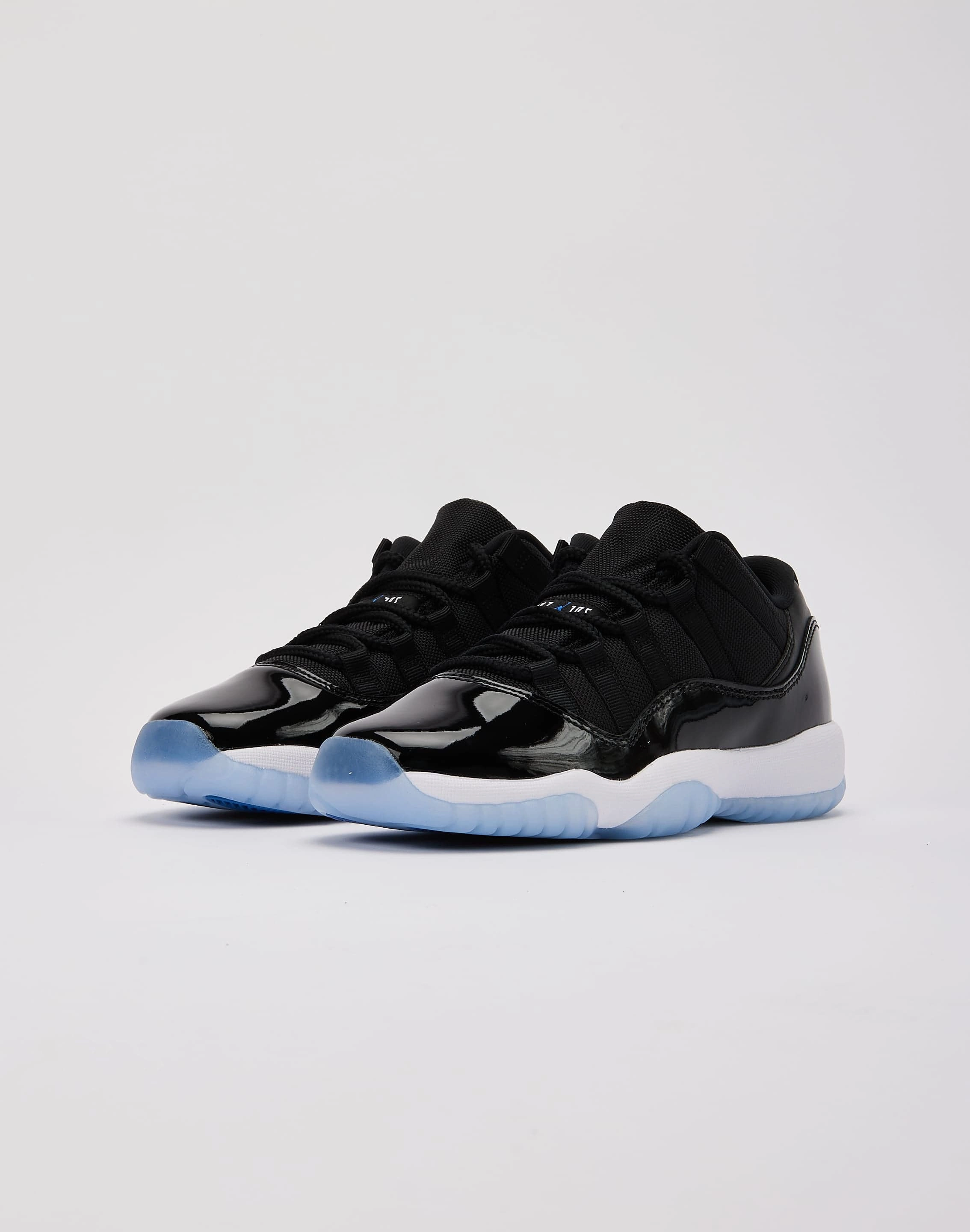 Jordan Air Jordan 11 Retro Low 'Space Jam' Grade-School loose - fit Eco Dye Process