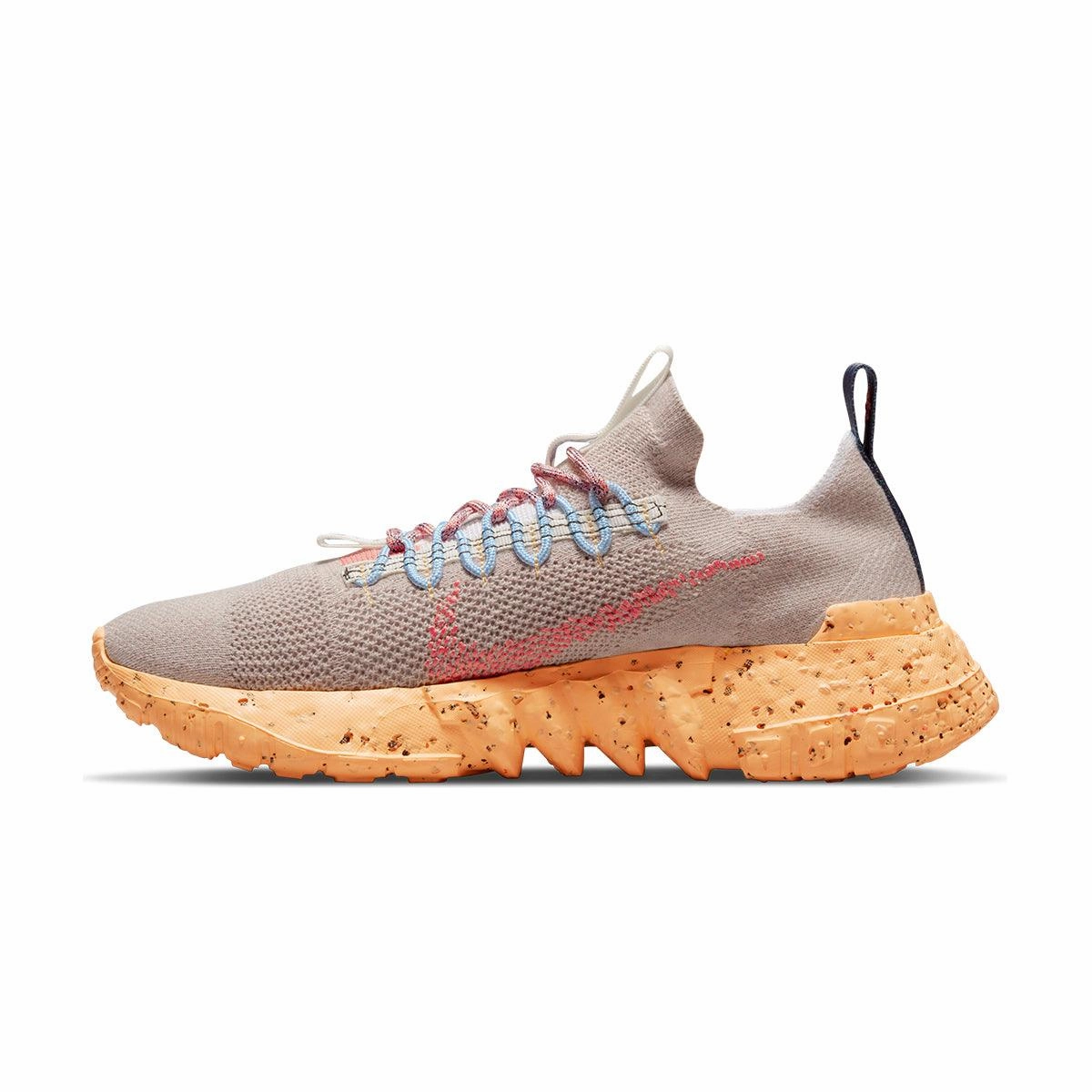 Space Hippie 01 'Melon Tint' performer