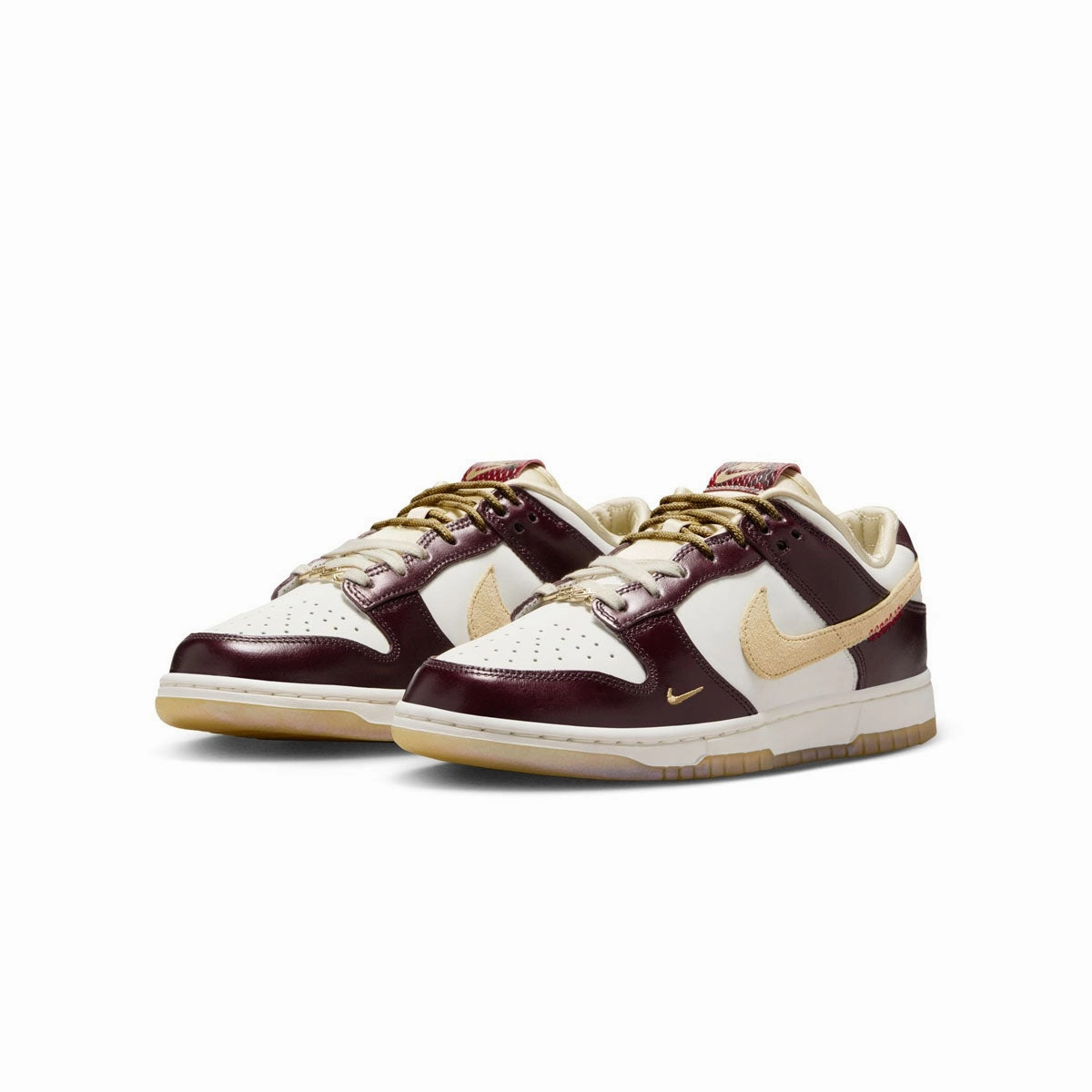 rainy - day shoes Practical Wmns Dunk Low LX 'Year Of The Snake'