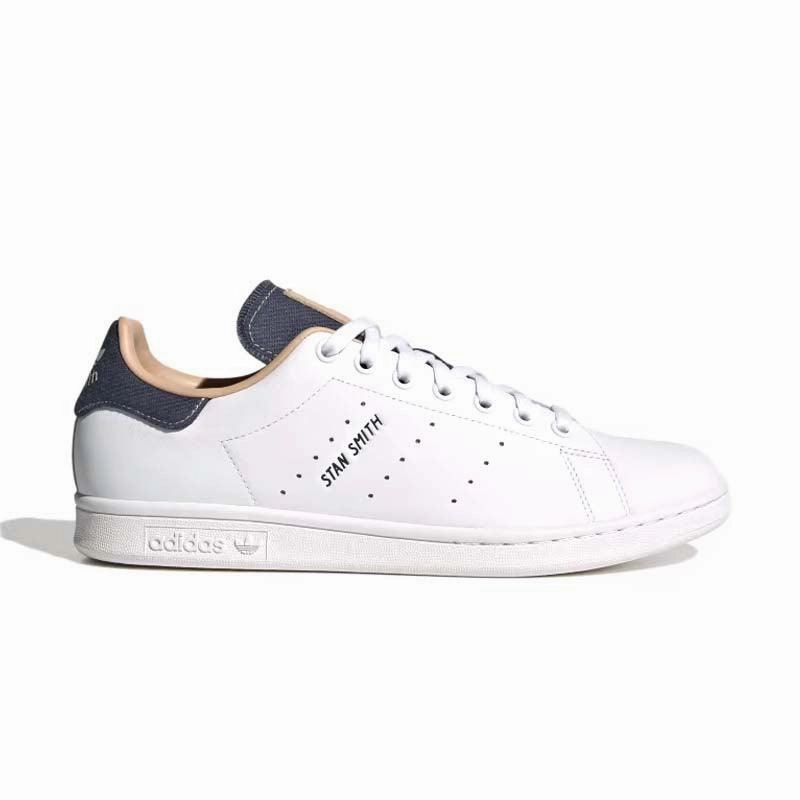 Stan Smith 'Magic Beige' least dancing