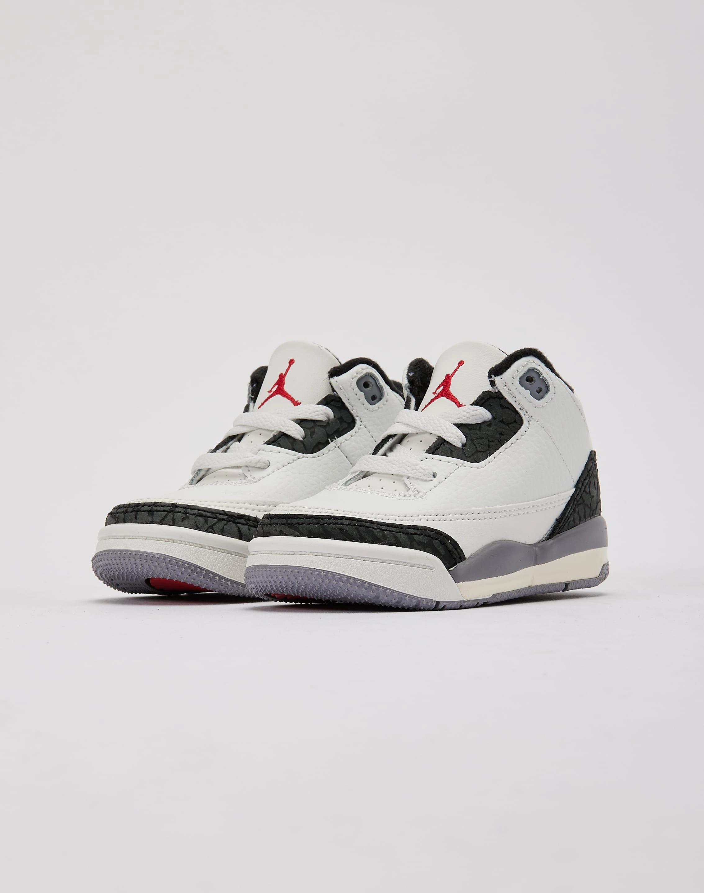 LightweightDesign VeganFriendlyMaterial Jordan Air Jordan 3 Retro 'Cement Grey' Toddler