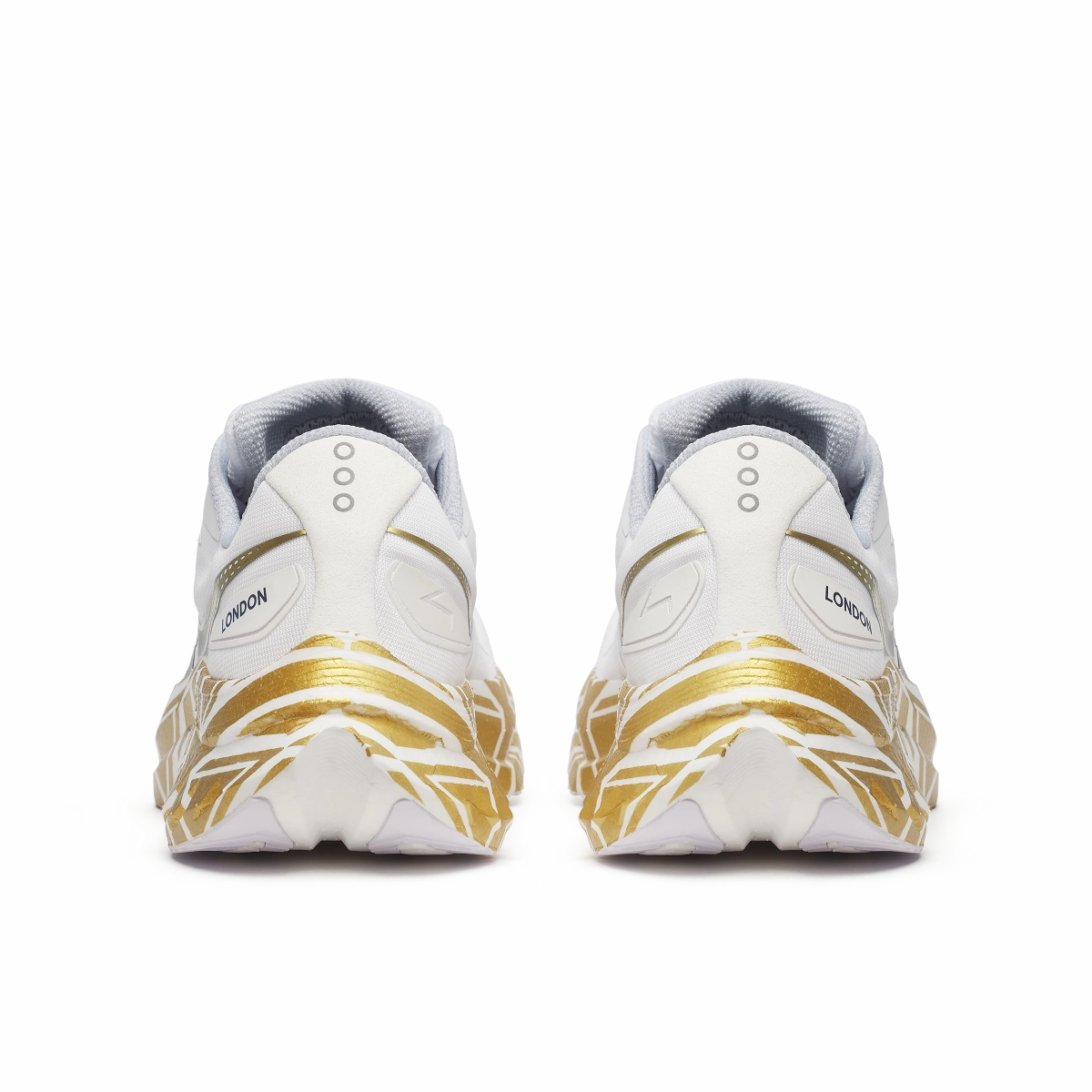 Torsion Rigidity System SAUCONY-ENDORPHIN SPEED 4  Women