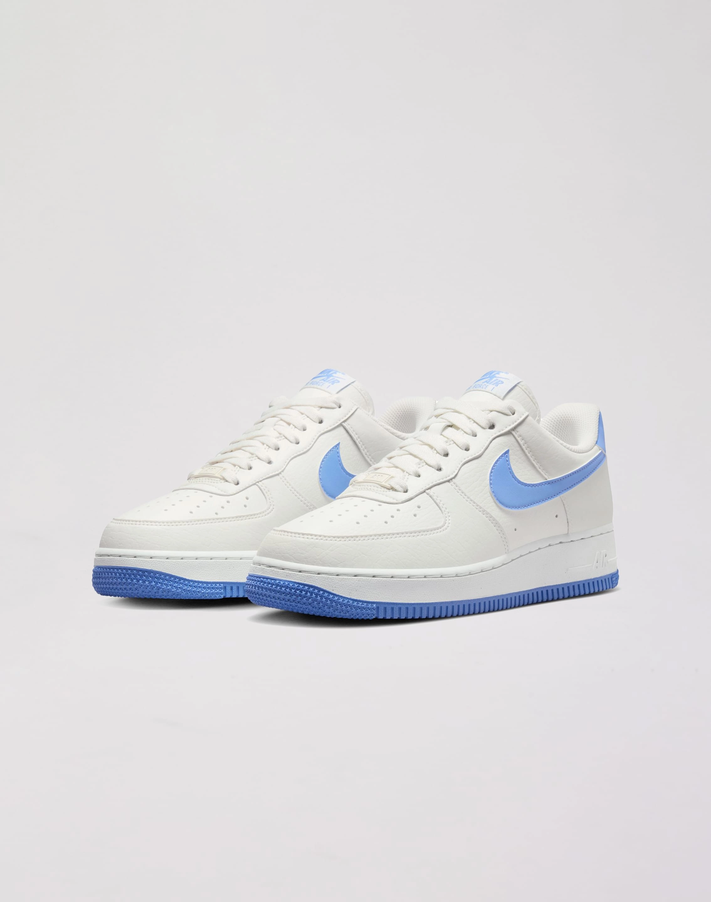 Nike Air Force 1 '07 Next Nature "Sail/Royal Pulse" polka-dot