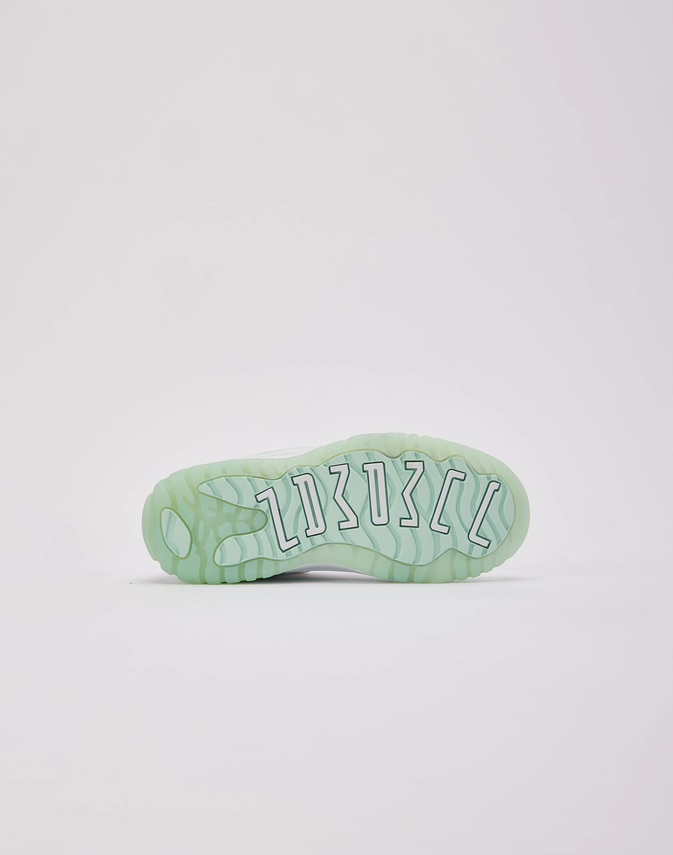 Jordan Air Jordan 11 Retro Low 'Igloo' Pre-School Tennis Sneakers