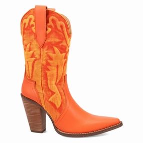 Travelers Cushioned Design Tipsy Embroidered Pointed Toe Pull On Cowboy Booties