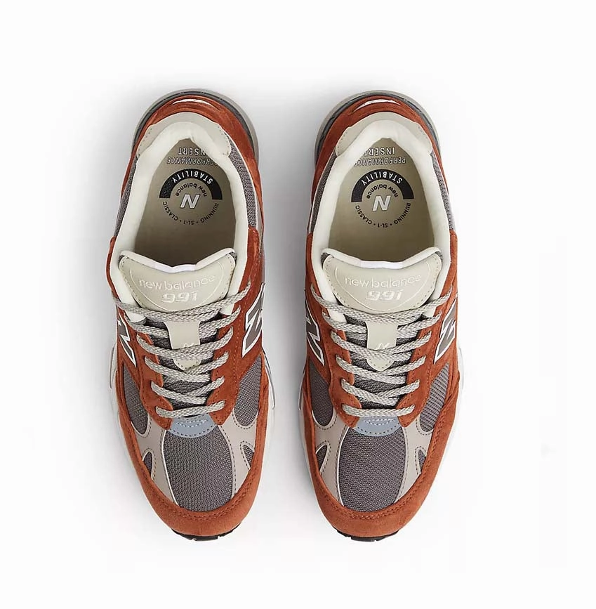 in UK 991 'Sequoia' professional athletes' gear Stain Resistant Finish