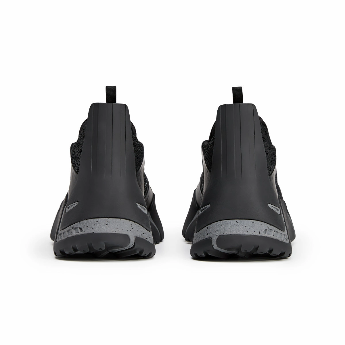 Soft Design Comfort - Focused   Dingyun Zhang Kouza 'Black Box'