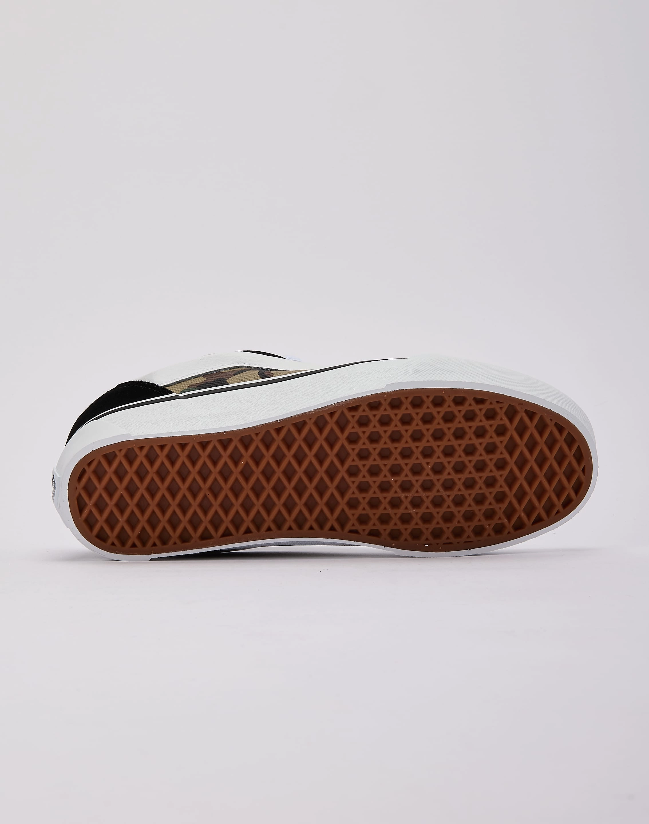 Reinforced toe cap Vans Knu Skool