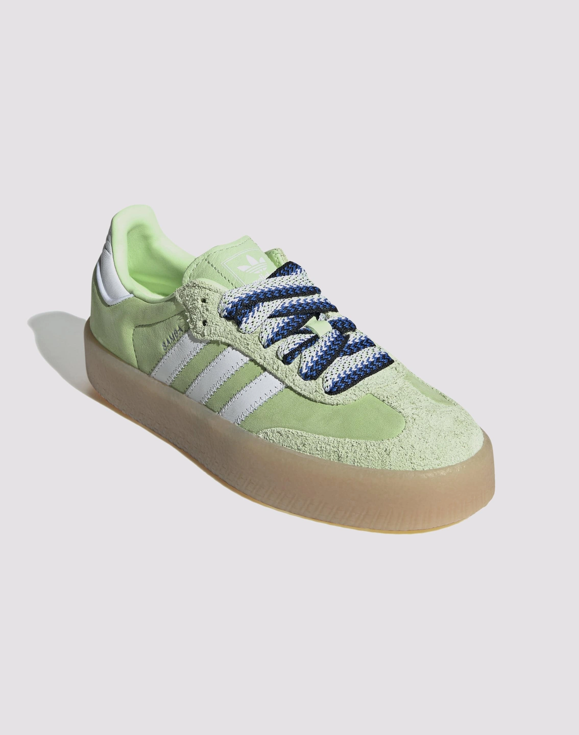 On demand Adidas Sambae