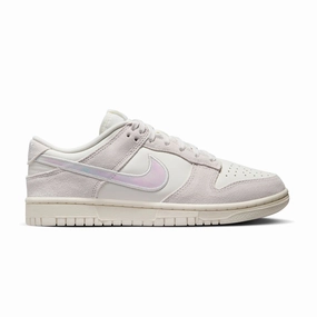 sole Wmns Dunk Low 'Iridescent'
