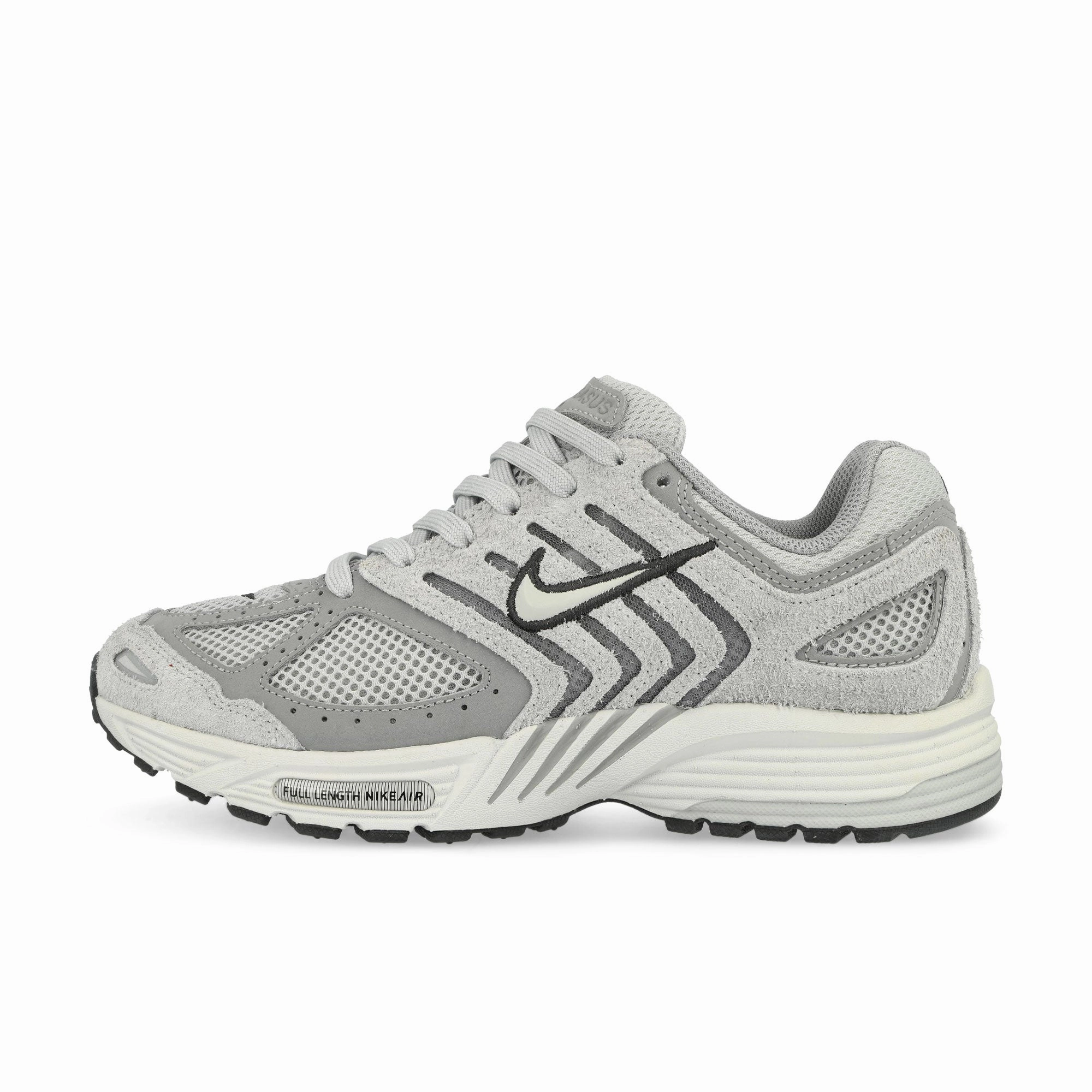 Seamless performance W Air Pegasus 2005