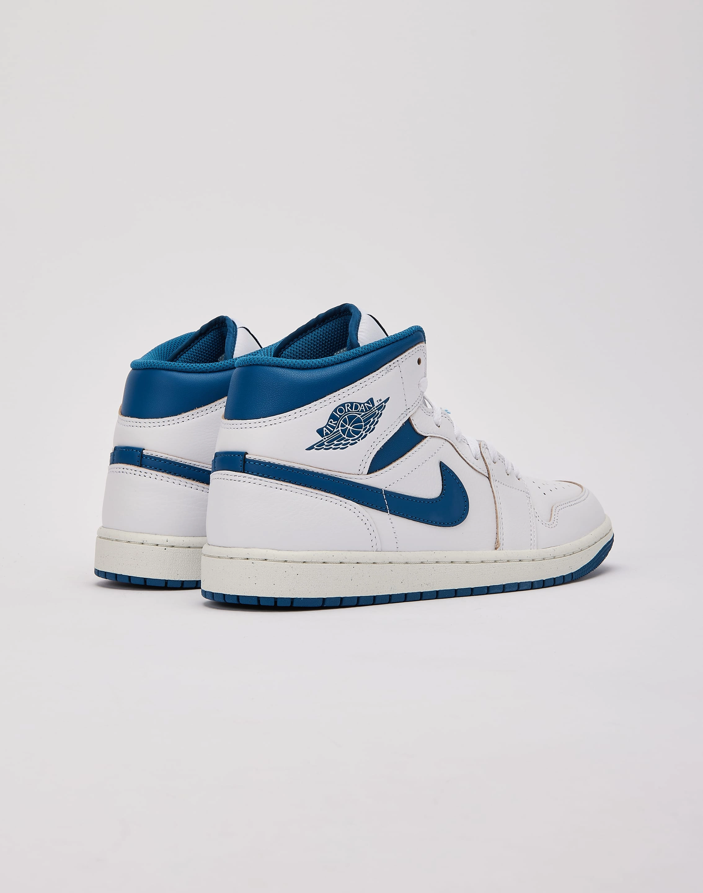 Jordan Air Jordan 1 Mid SE Anatomic Last Design