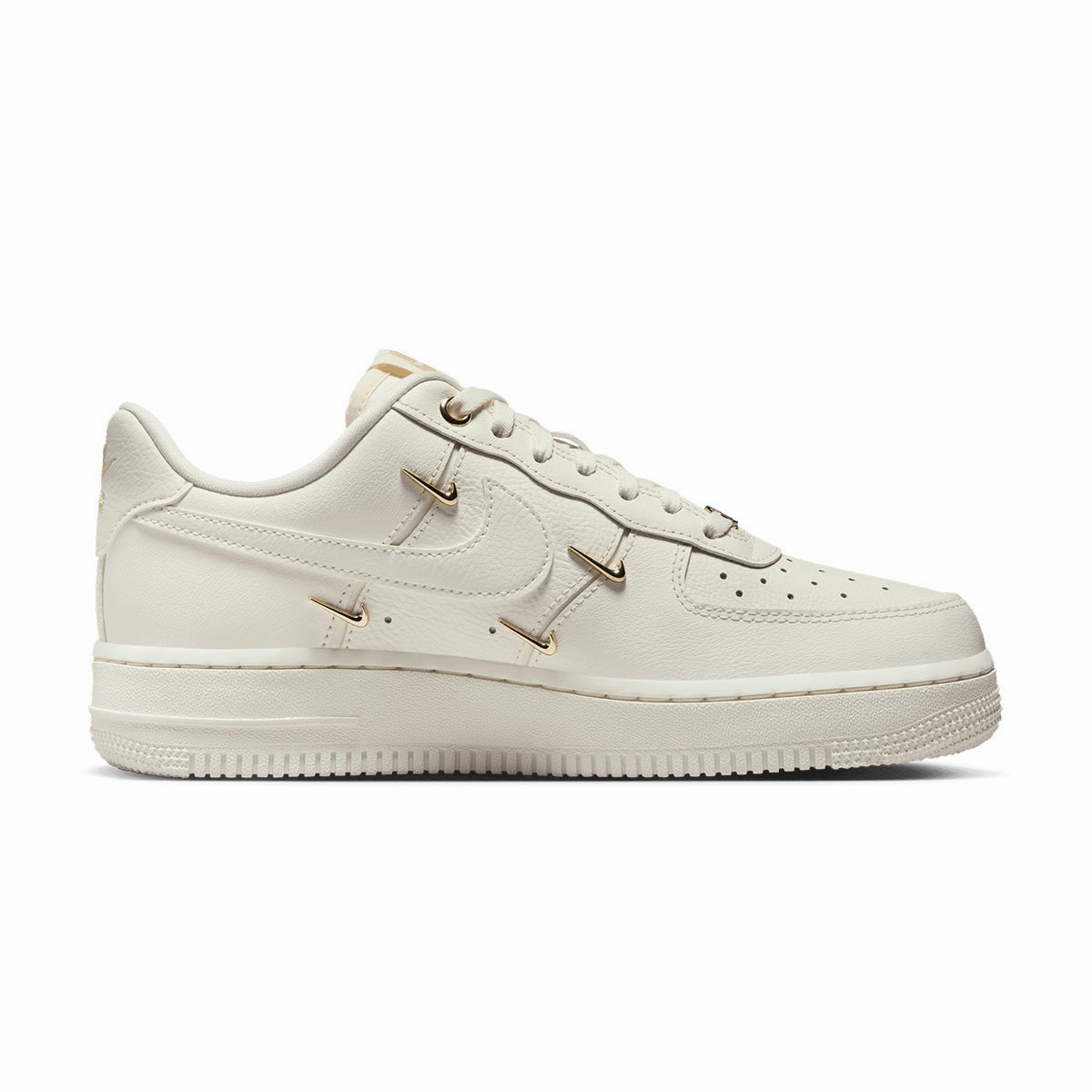 Weatherproof Barrier Layer Wmns Air Force 1 '07 LX 'Sail Metallic Gold'