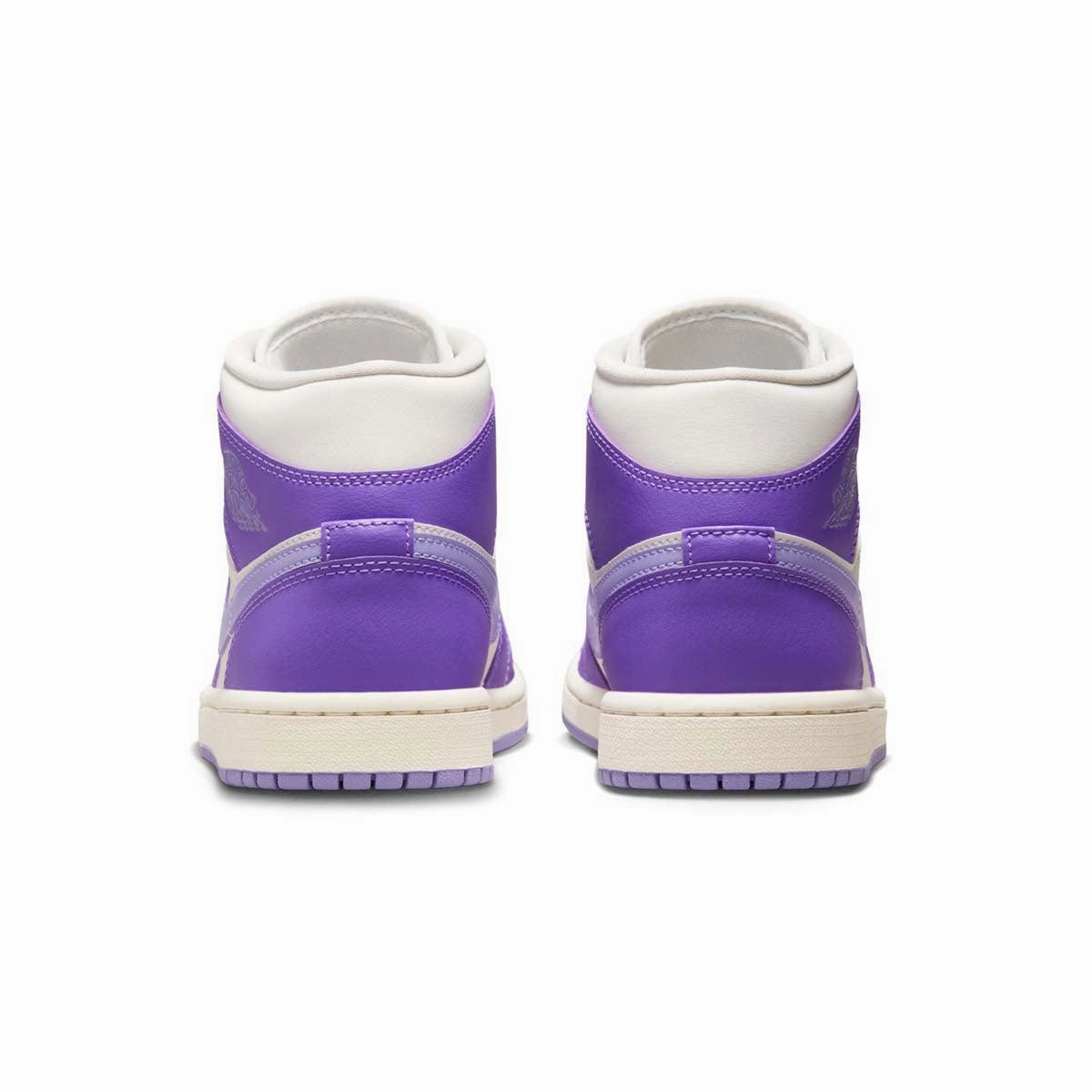 Wmns Air Jordan 1 Mid 'Action Grape' commuters' convenience