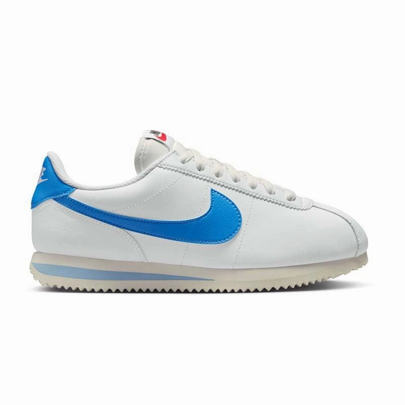 Wmns Cortez 'White University Blue' pumps Smart stability