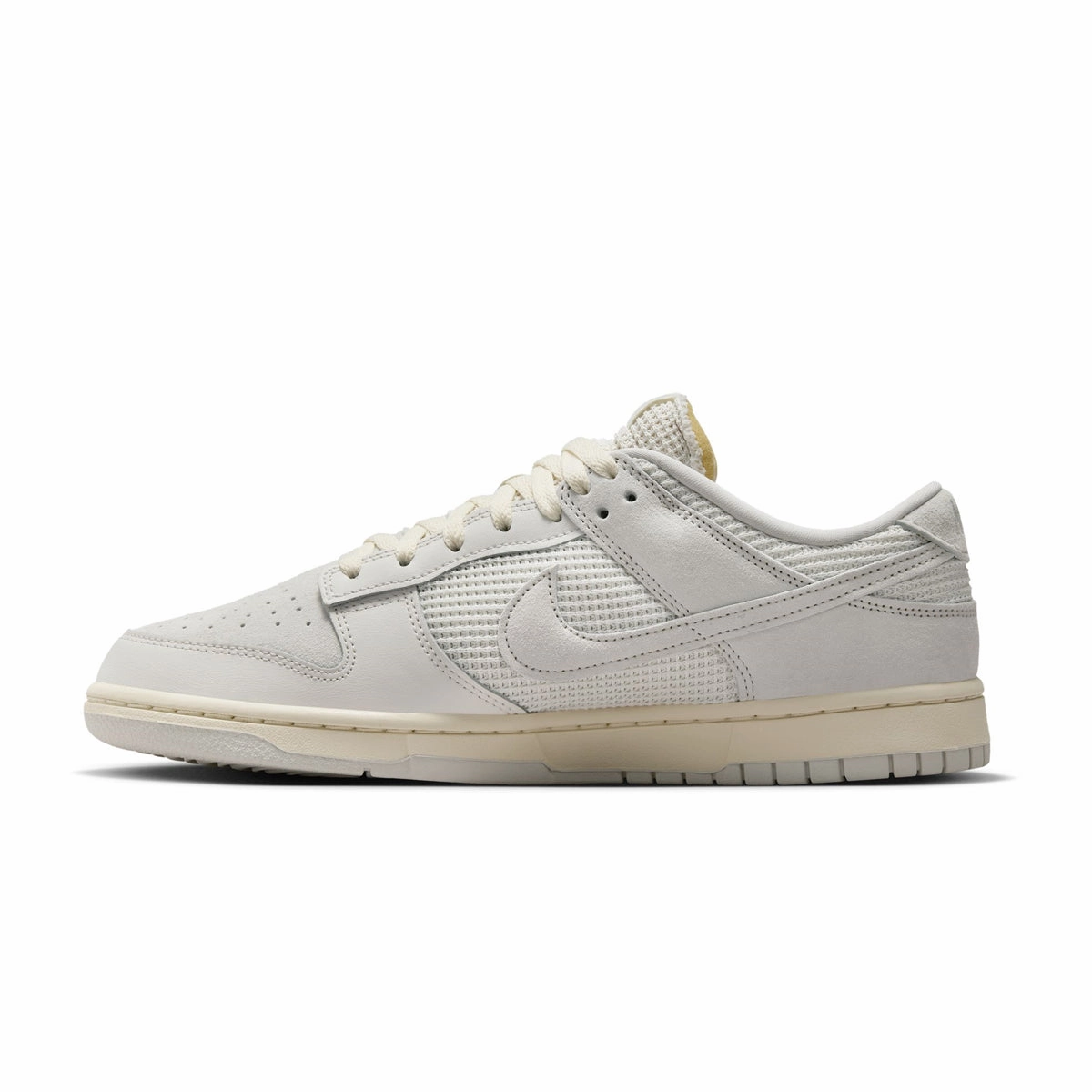 Maximum look Microperforated Panels Wmns Dunk Low LX 'Phantom'