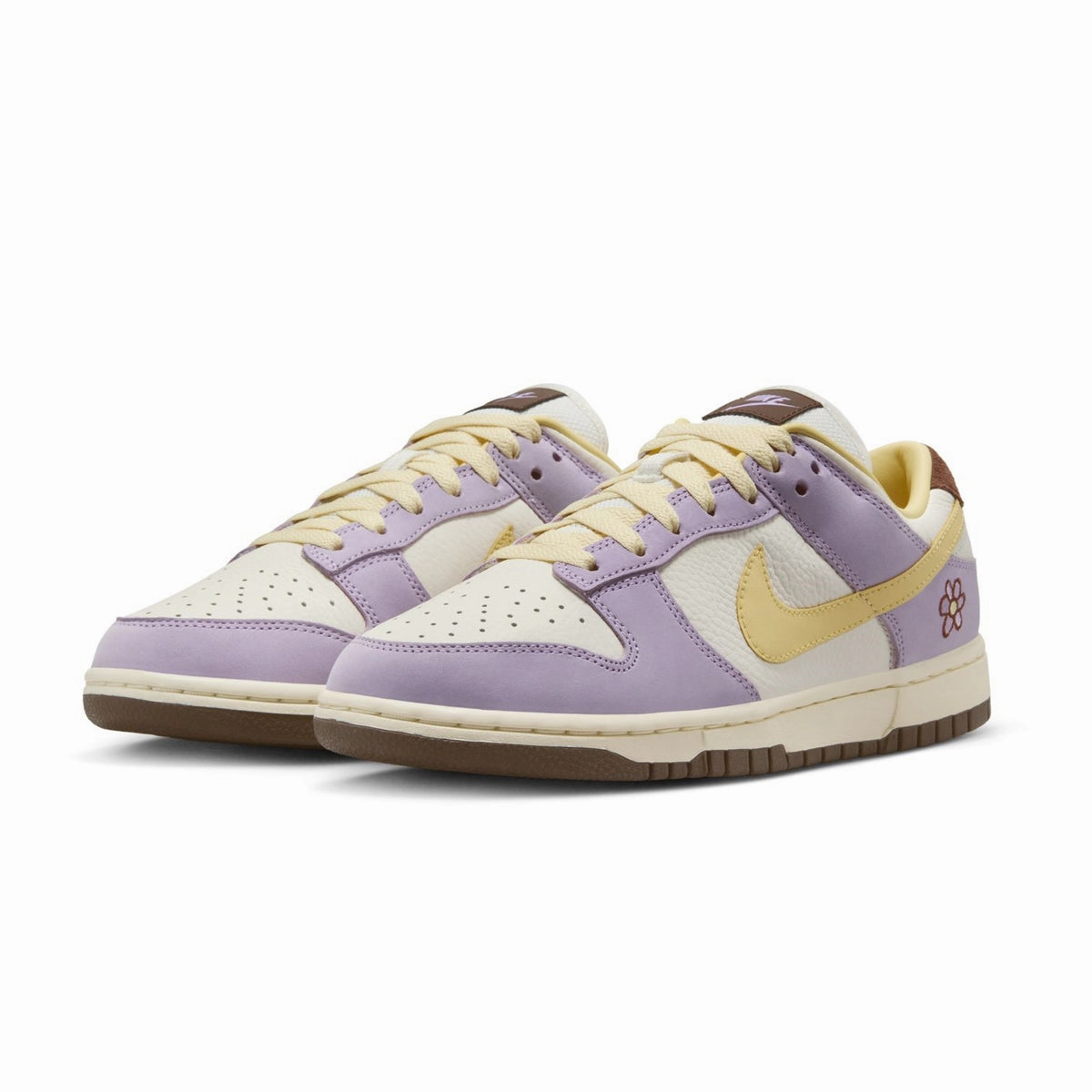 Wmns Dunk Low Premium 'Lilac Bloom' Stain-Resistant