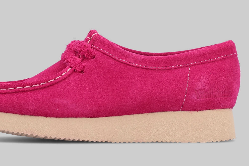 ventilation channels Women's Clarks Wallabee 2604 'Bright Pink'