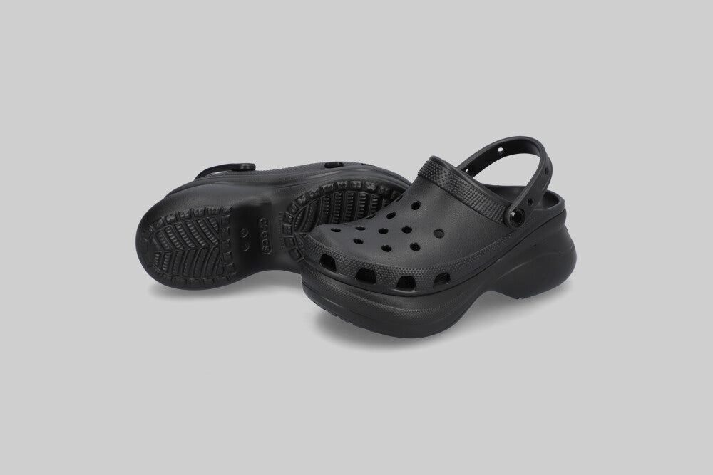 Relaxing Slip Women's Crocs Bae Clog 'Black'
