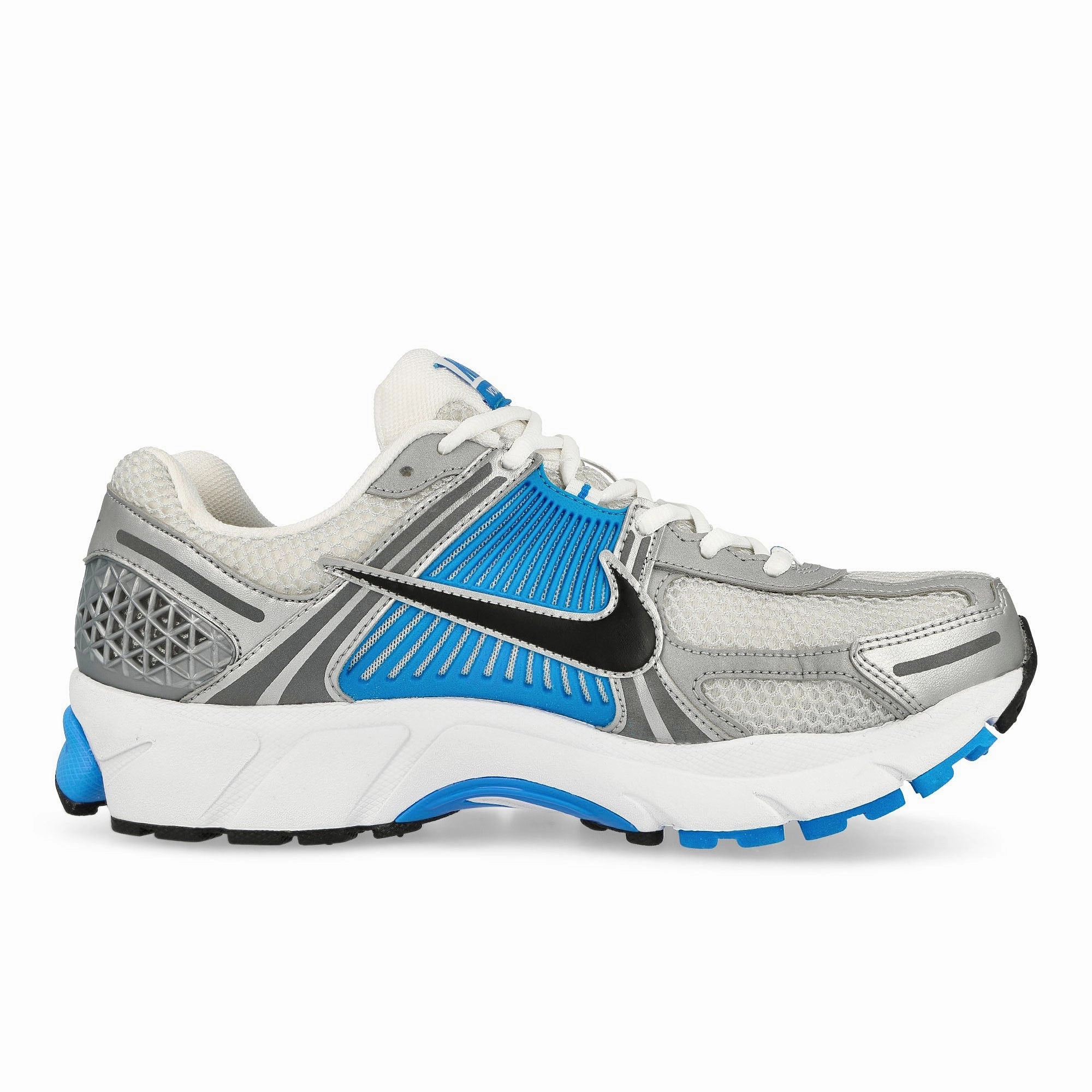 Hydrophobic coating high - cut Zoom Vomero 5