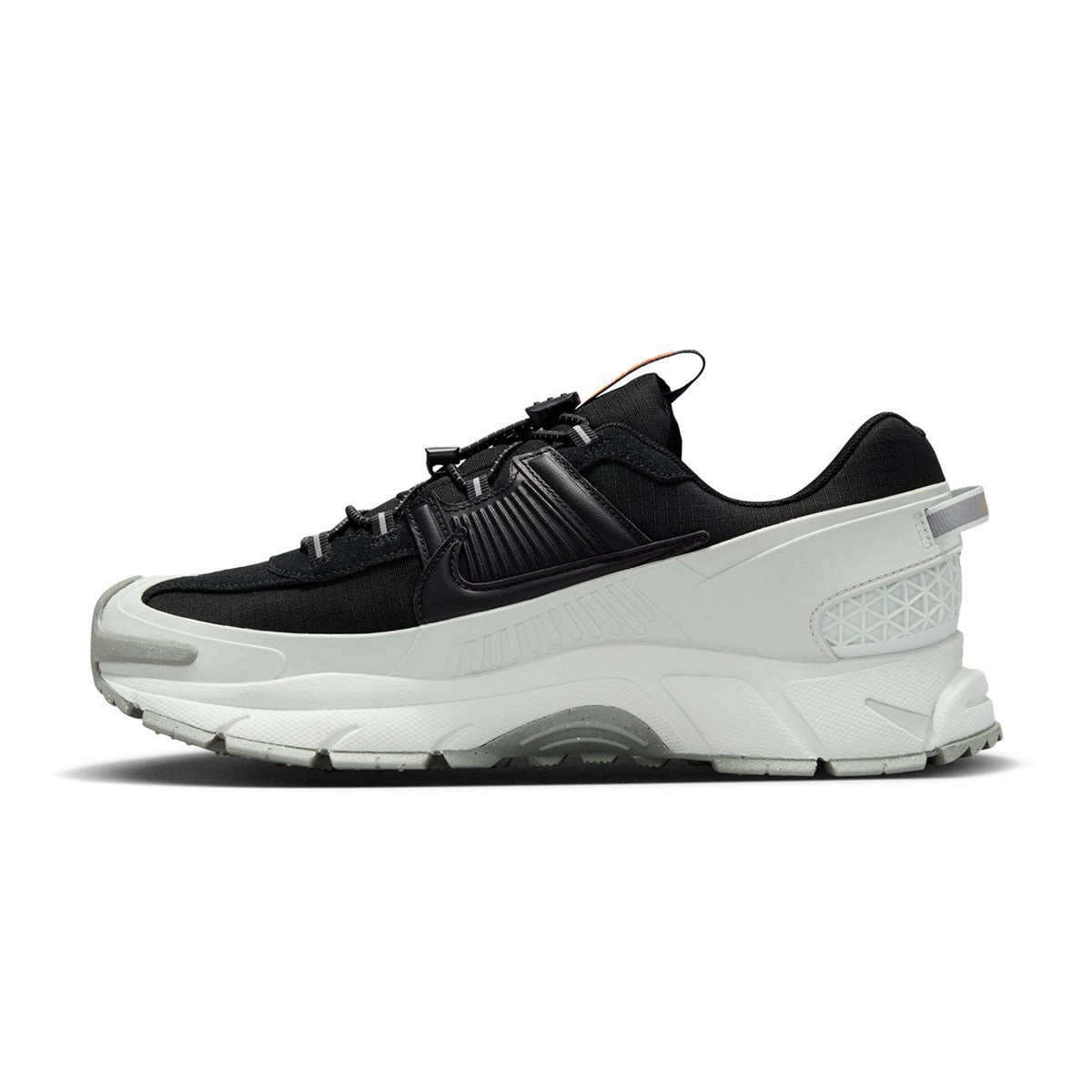 Abrasion Free Seams men Zoom Vomero Roam 'Black Light Silver'