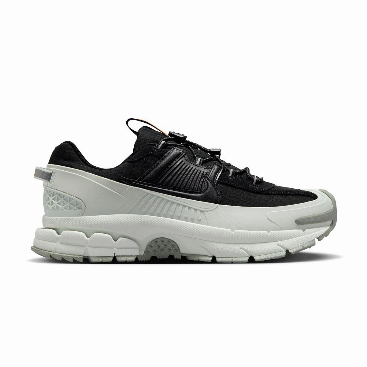most adjustable Cushioning Layer Zoom Vomero Roam 'Black Light Silver'